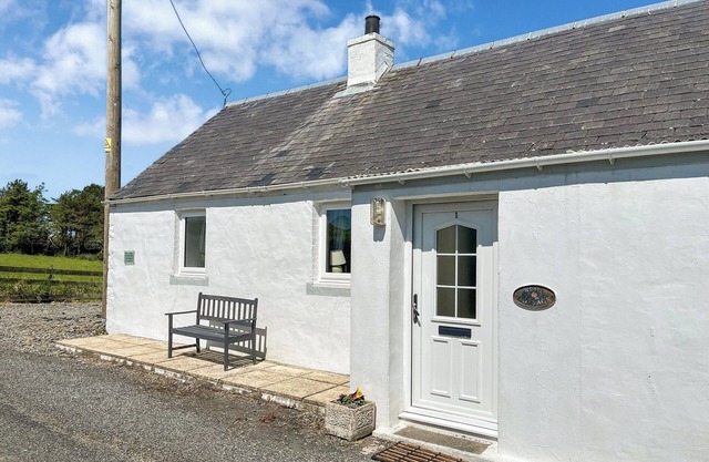 1 bedroom accommodation in Port Logan