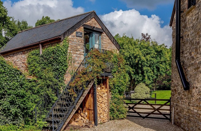 1 bedroom accommodation in Bampton, near Exmoor