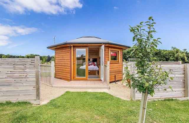 1 bedroom accommodation in Fitling, Nr Hornsea