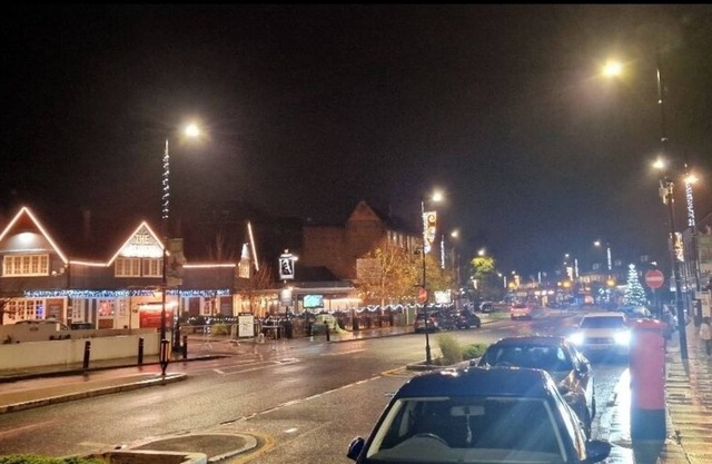 1 Bedroom Bed & Breakfast In Pinner
