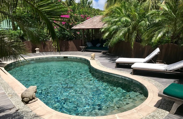 1 bedroom cottage located a step away from Saline Beach in St-Barth.