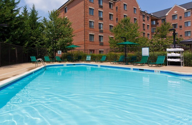 1 Bedroom | Free Breakfast + 24h Business Center