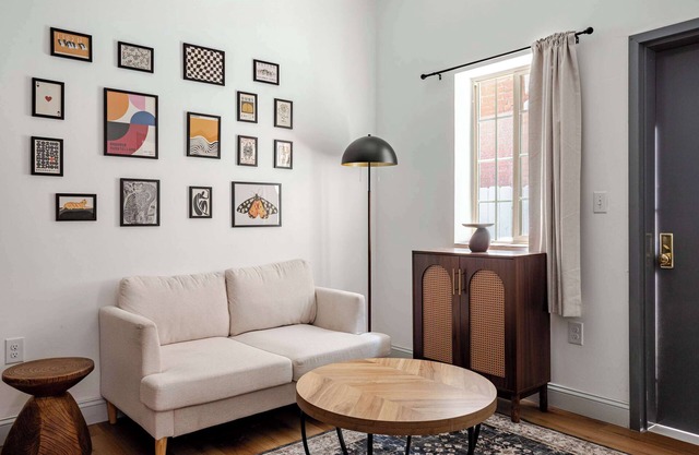 1 Cozy Haven near Historic Fishtown & Center City!