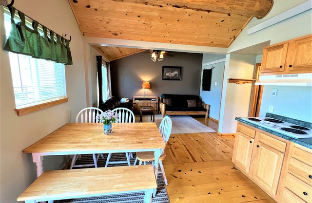 #1 Eagle Cabin at Ponderosa Place