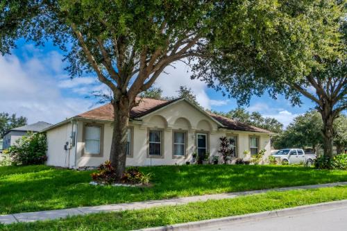 1 Flint and Kingscrest, LLC