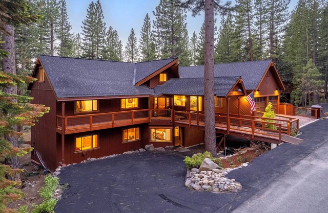 < 1 Mi to Beach: Expansive Tahoe Escape w/Hot Tub