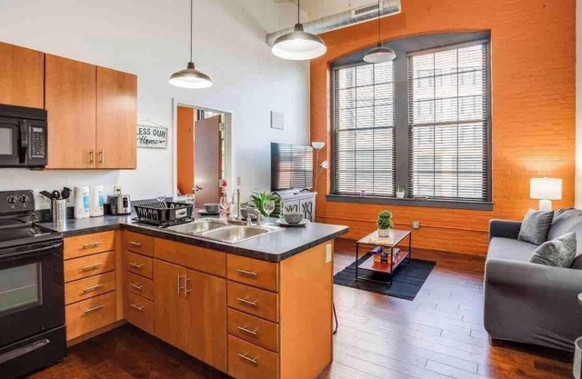 🌆^1 NY Style Centric Loft with King Bed by Park av