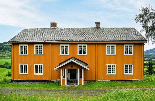 10 bedroom lovely home in østre gausdal