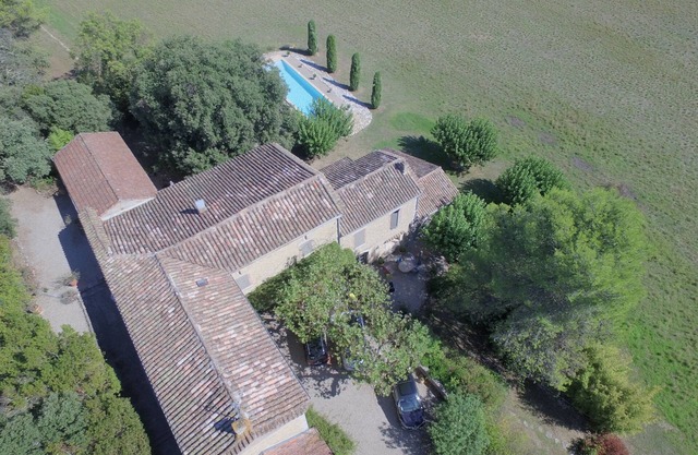 10 minutes from Anduze, 4-person gîte in a Provencal farmhouse