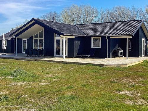 10 person holiday home in Idestrup-By Traum