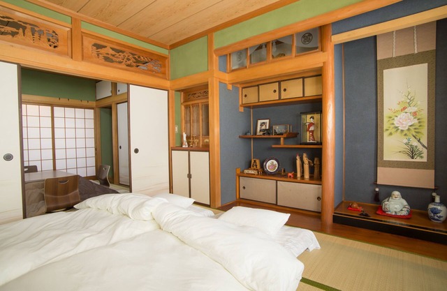 10min Dogo Onsen Classical House