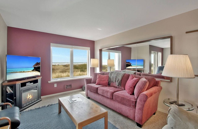 112 Oceanfront Ground floor, hear the Ocean roar