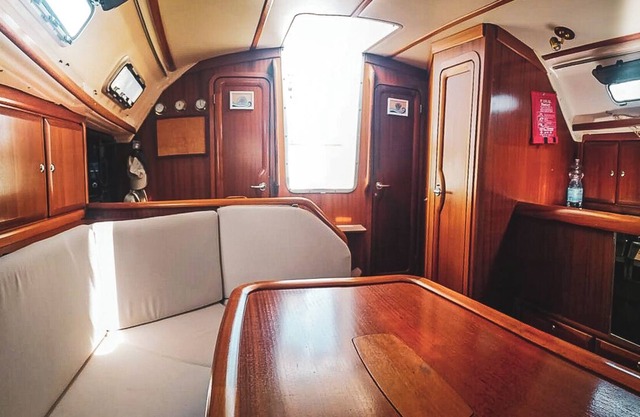 12 Meters of Sea Polignano