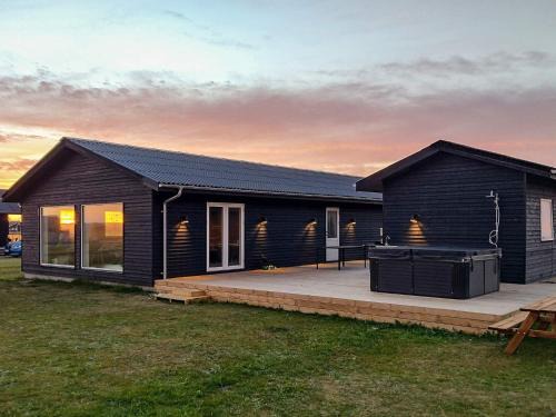 12 person holiday home in Harboøre-By Traum