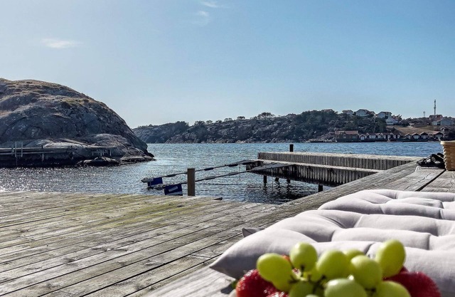 12 person holiday home in Nösund-By Traum