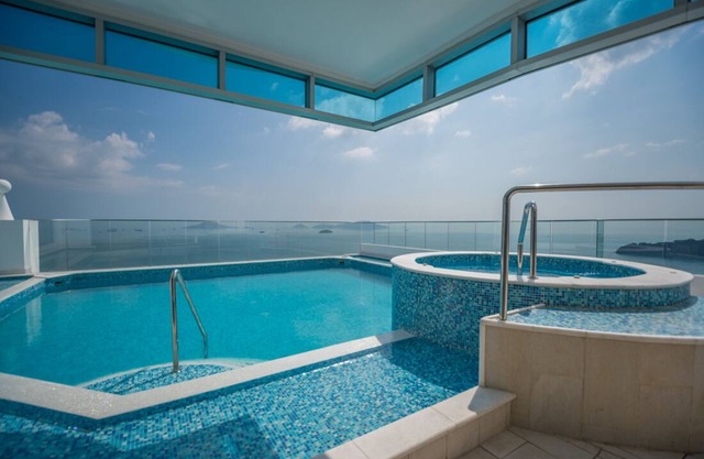 12C Oceanview Apt in Casa Bonita, Playa Bonita
