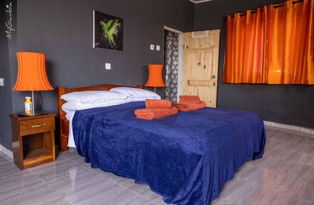 13-Bed Complex - Pool - Parking