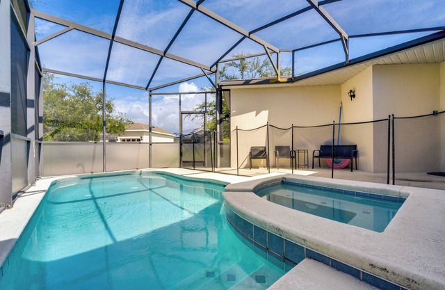 13 Mi to Disney Parks: Family Villa w/Heated Pool