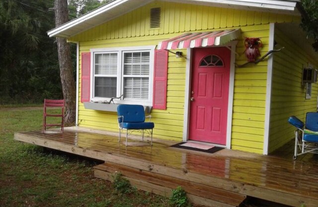14) Pink Owl Cottage