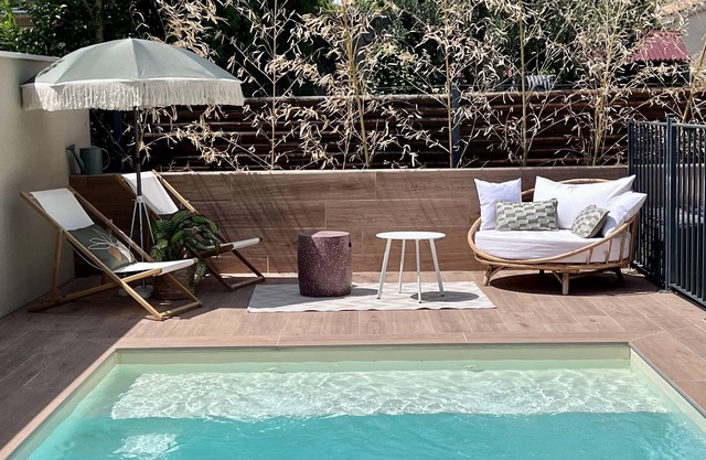 140 m2 villa in quiet countryside near Avignon.