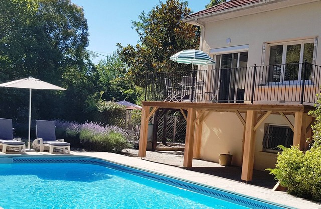 15% discount in Sept! Superb 3 bedroom villa inc 1 bed apartment, private pool .