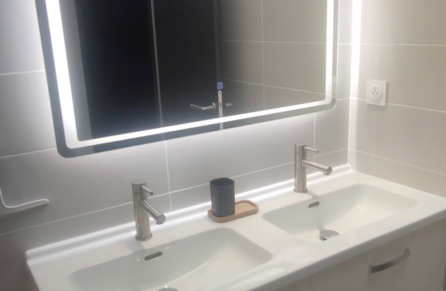 150M from sandy beach, T3 TEXAS apartment, air-conditioning, parking.