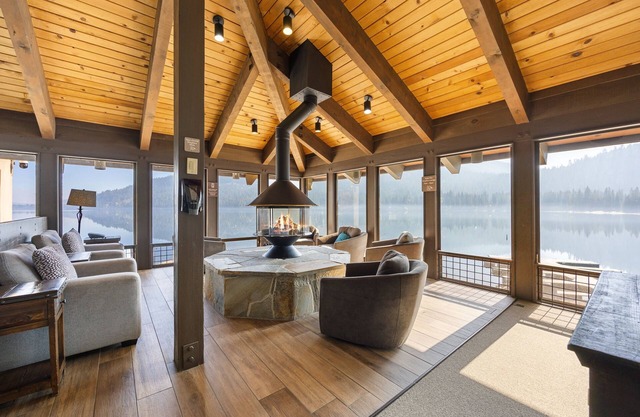 154 Bldg D 2 Bedroom Townhouse