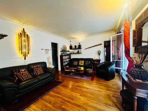 16th arrondissement, 10 minutes from the Eiffel Tower, Metro line 9
