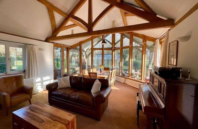 17th Century four bedroom farmhouse