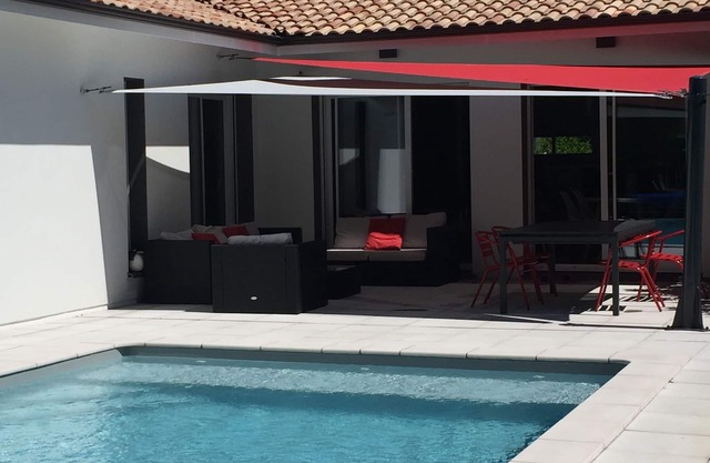 180 m2 family villa at the gateway to the Médoc between Bordeaux and Lacanau