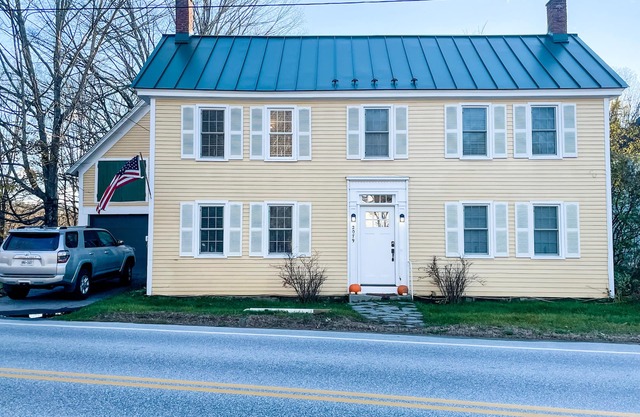 1820 Federal Style Home located on the beautiful Black River