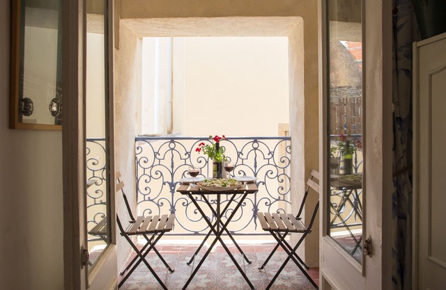 18th Century Artisans Cottage - featured in Sunday Times Best Gites 2018 & 2022
