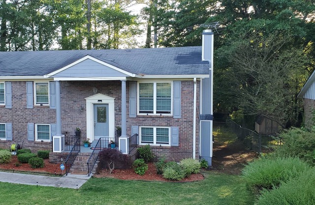 19 Min From Downtown Atlanta