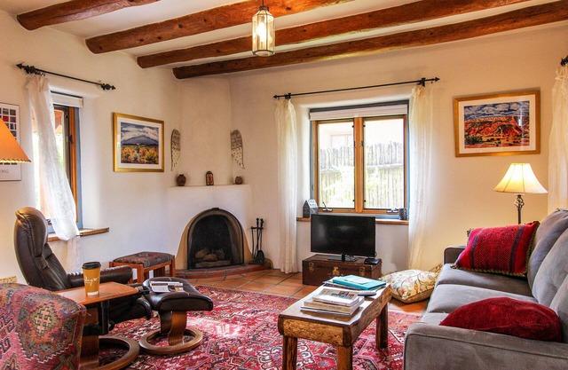 1930s Adobe Gem. Eastside Neighborhood. Easy Walk To Canyon Road and Plaza.