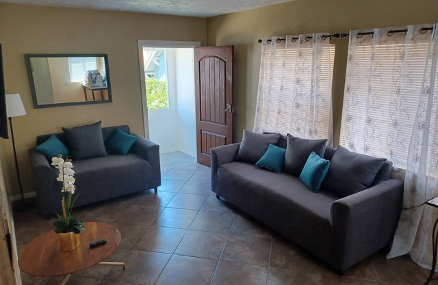 1BDR Apartment Centrally Located in Boyle Heights