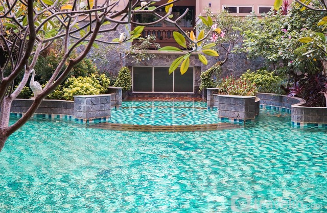 1BR Queen Bed at Ancol Marina Apartment near Dufan