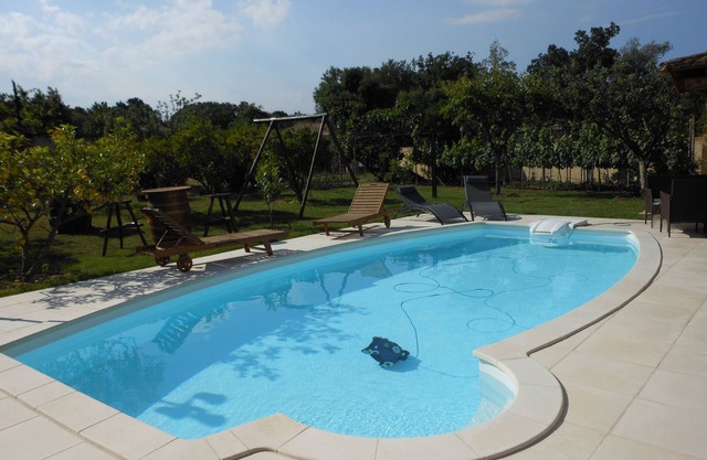 1st floor apartment in villa with private pool and garden