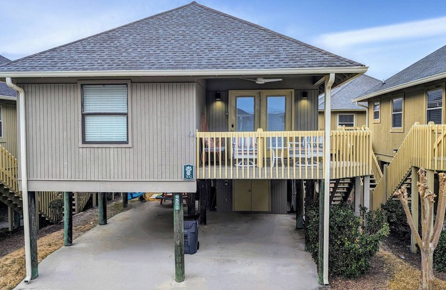 2 Bdrm, 2 Bath; privately owned, Myrtle Beach Vacation Cottage