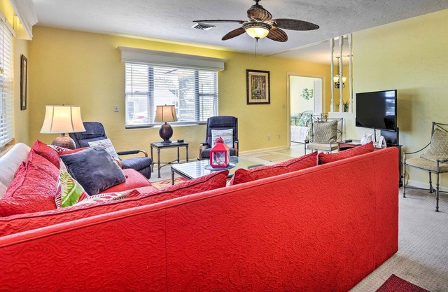 2 Bed 1 Bath Walk to Nokomis Beach