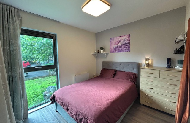 2 Bed 2 Bath Apartment Near Picadilly – Manchester (Free Parking)