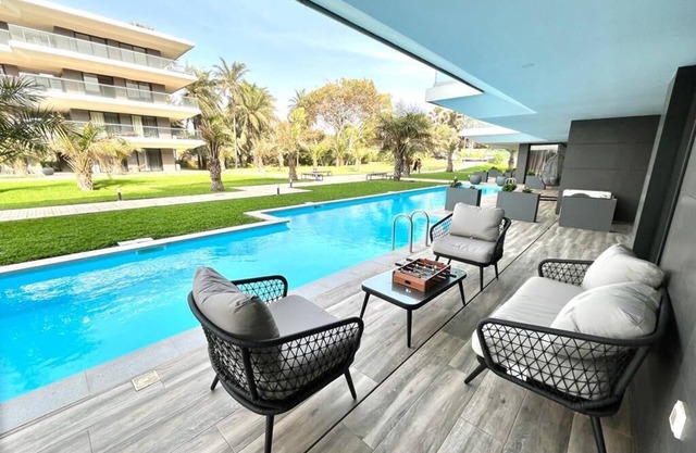 2 Bed Apartment with Private Pool