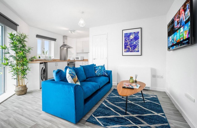 2 Bed Apt*Parking*Wi-Fi*Netflix