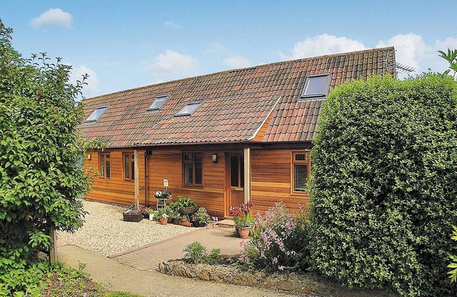 2 bedroom accommodation in Whitney Bottom, Ilminster