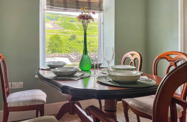 2 bedroom accommodation in Tylorstown