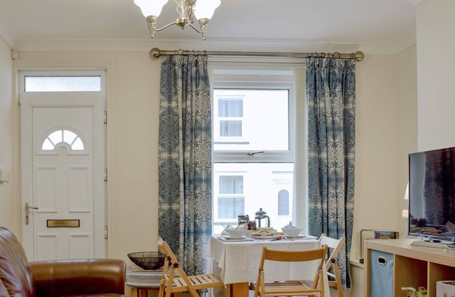 2 bedroom accommodation in Starbeck, near Harrogate