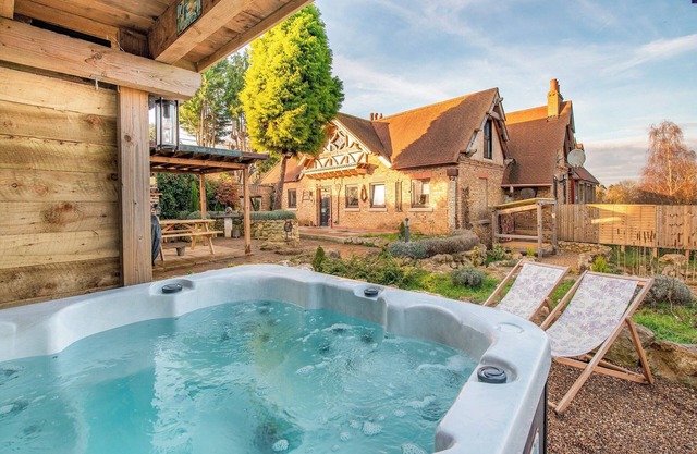 2 bedroom accommodation in Otham, near Maidstone