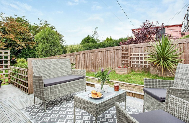 2 bedroom accommodation in Foxhole, near St. Austell