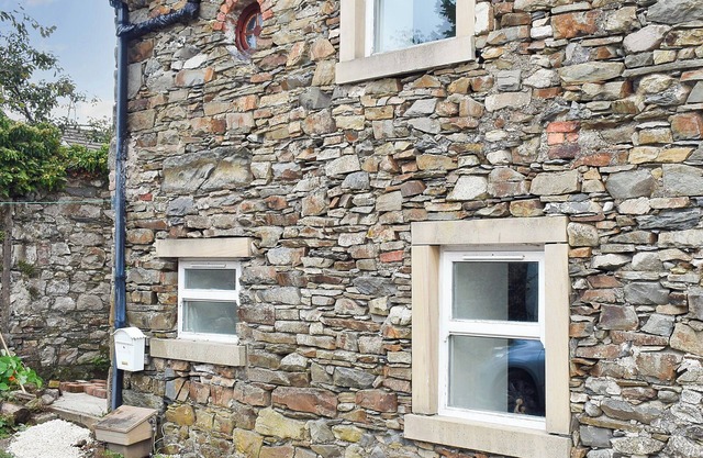 2 bedroom accommodation in Ulverston