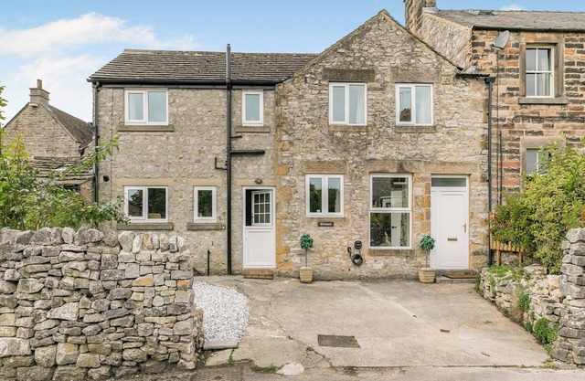 2 bedroom accommodation in Bakewell