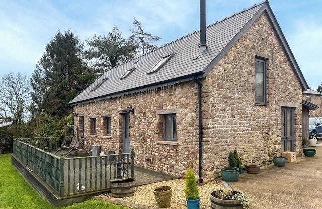 2 bedroom accommodation in Chepstow